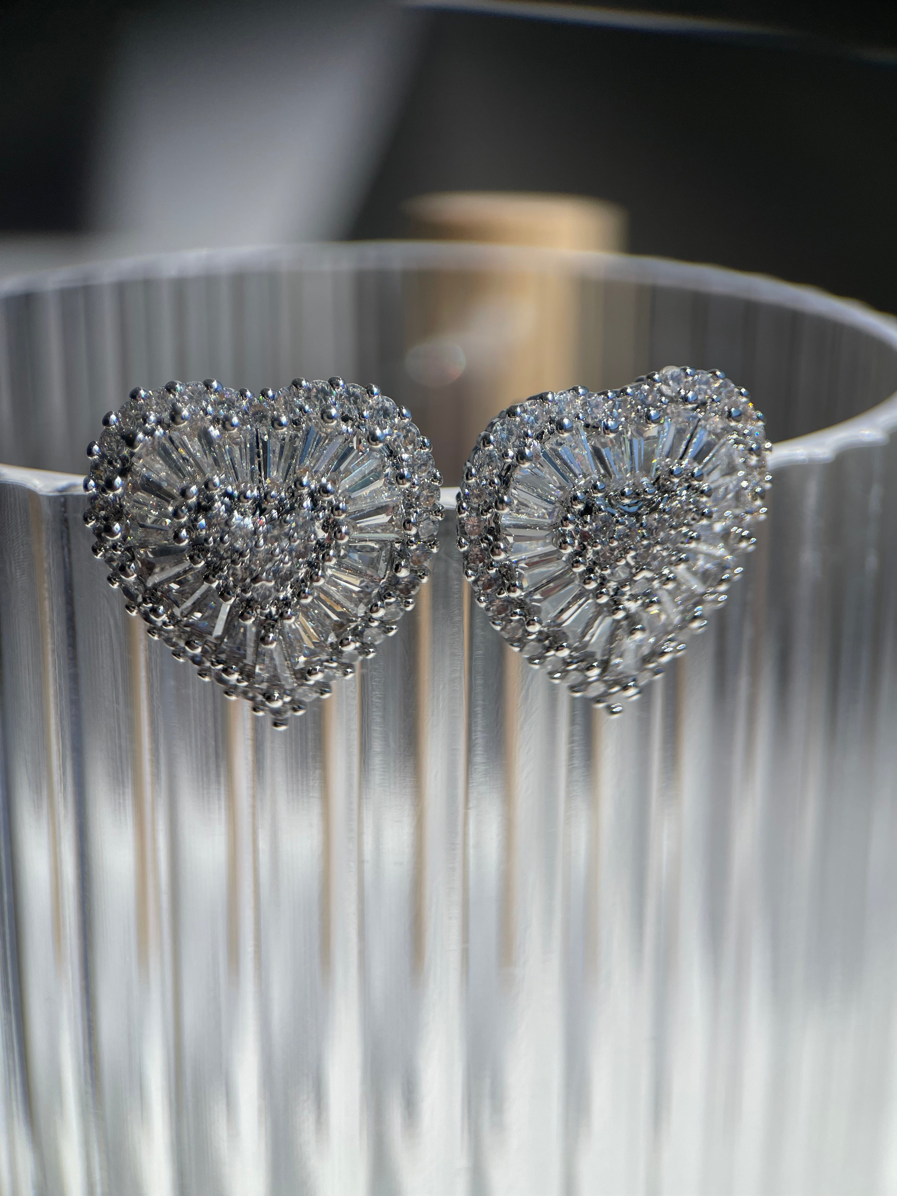 Brinco pizza coração níquel