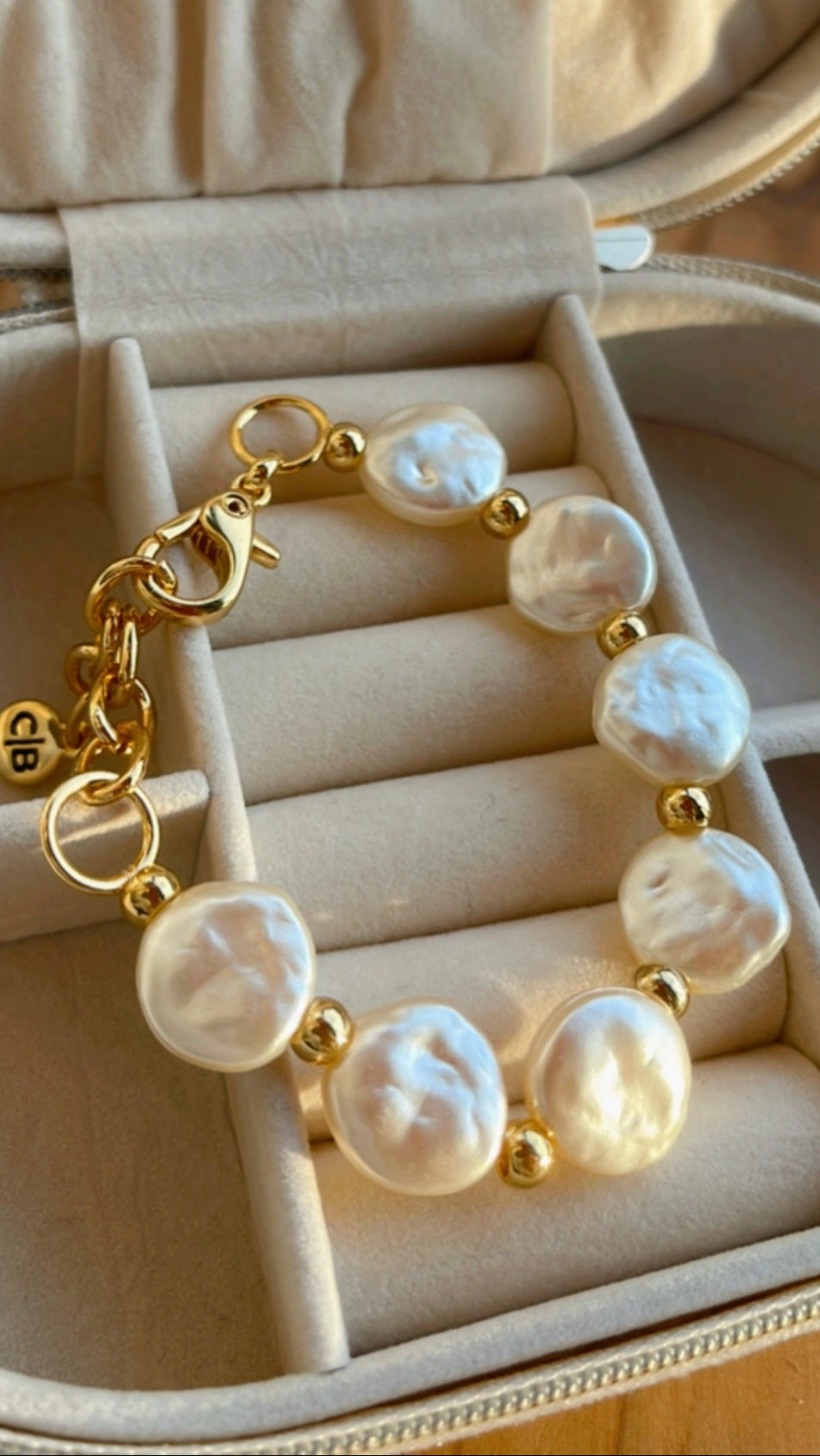 Pulseira pastilha pérola