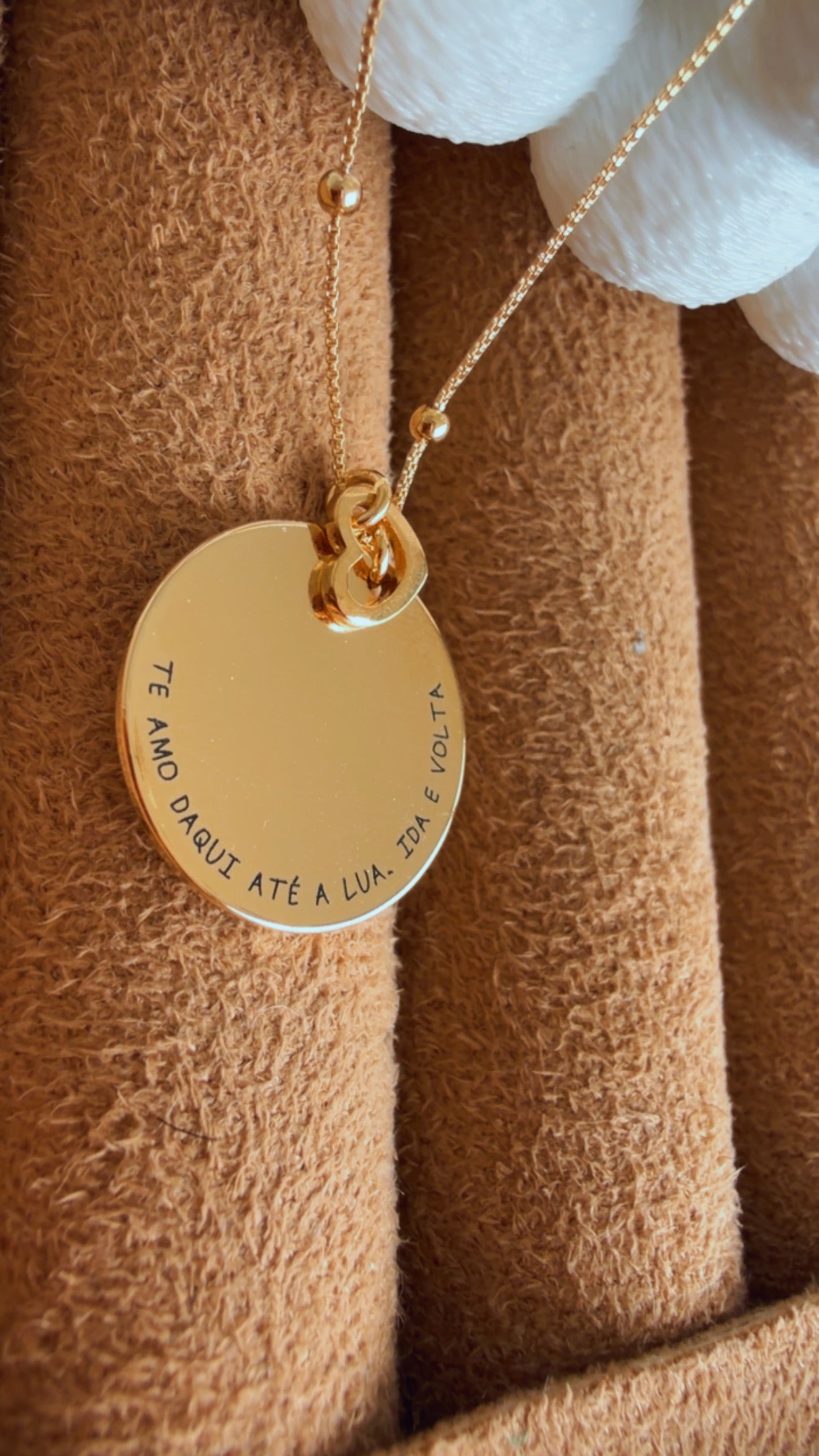 Colar te amo até a lua