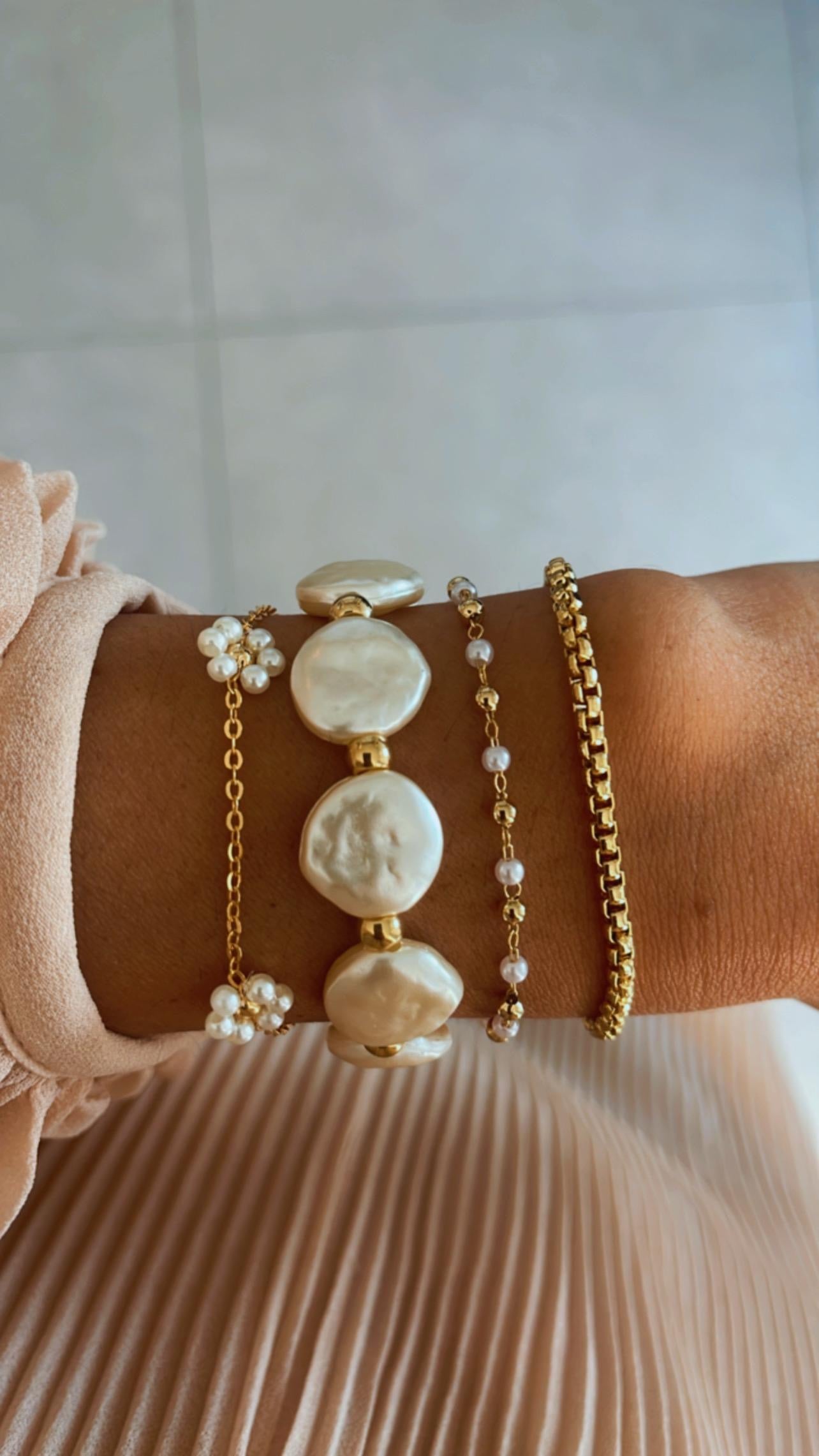 Pulseira pastilha pérola