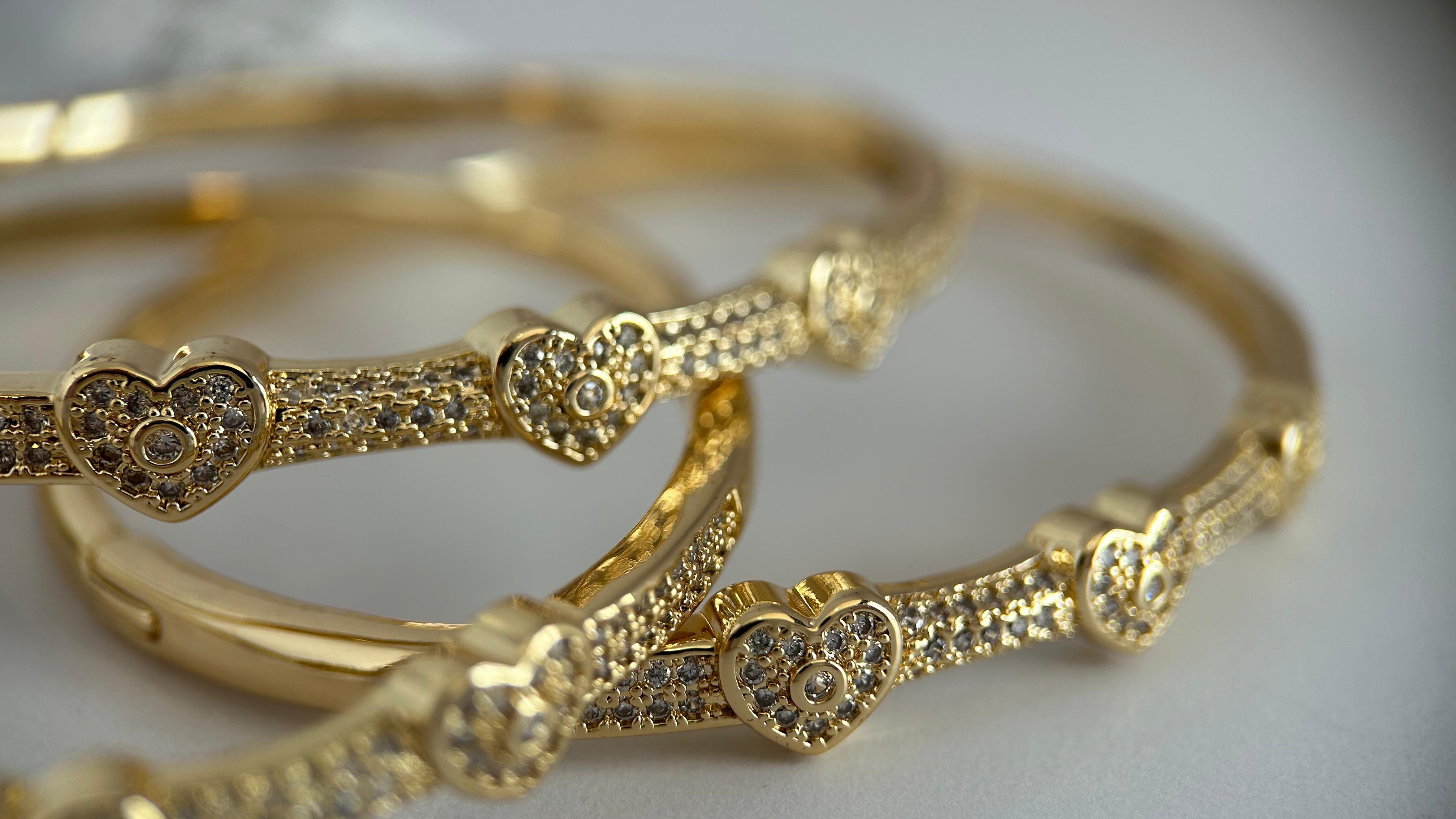 Pulseira bracelete corações petit