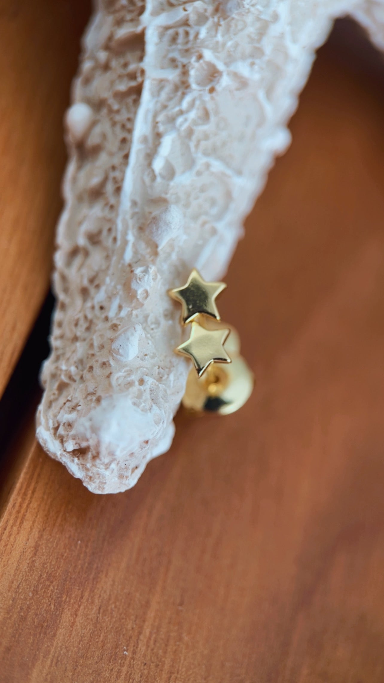 Brinco mini estrela