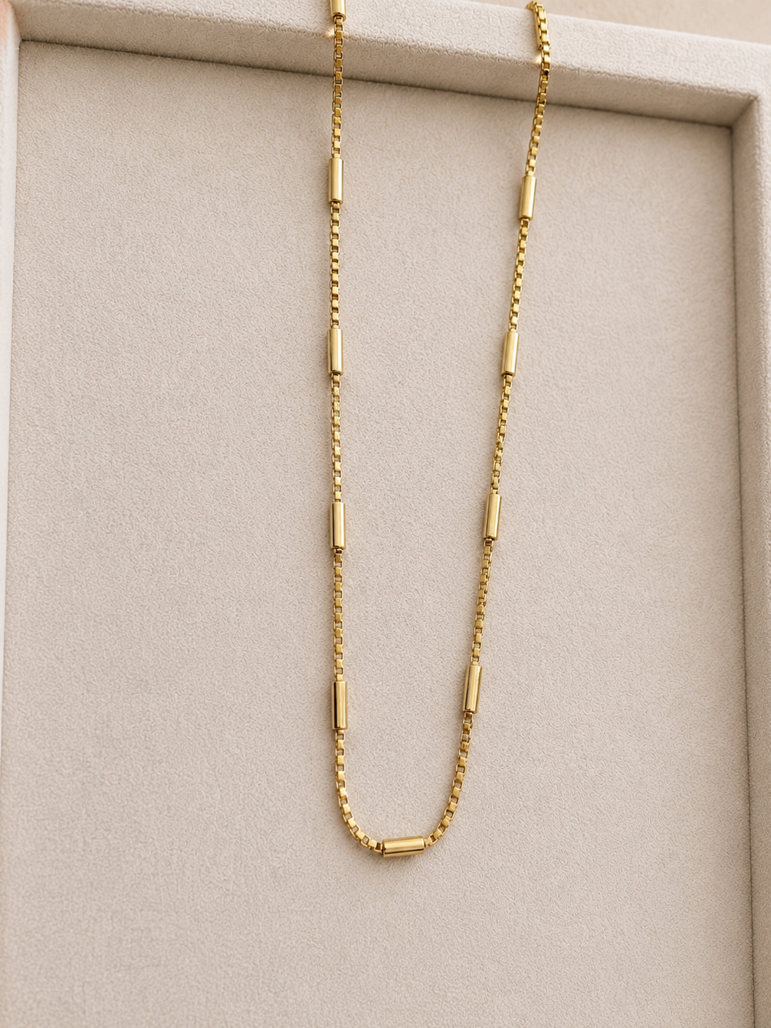 Colar traço