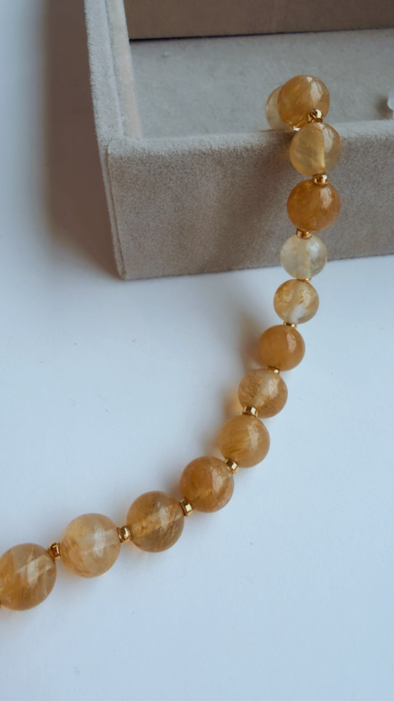 Pulseira pedra quartzo nude