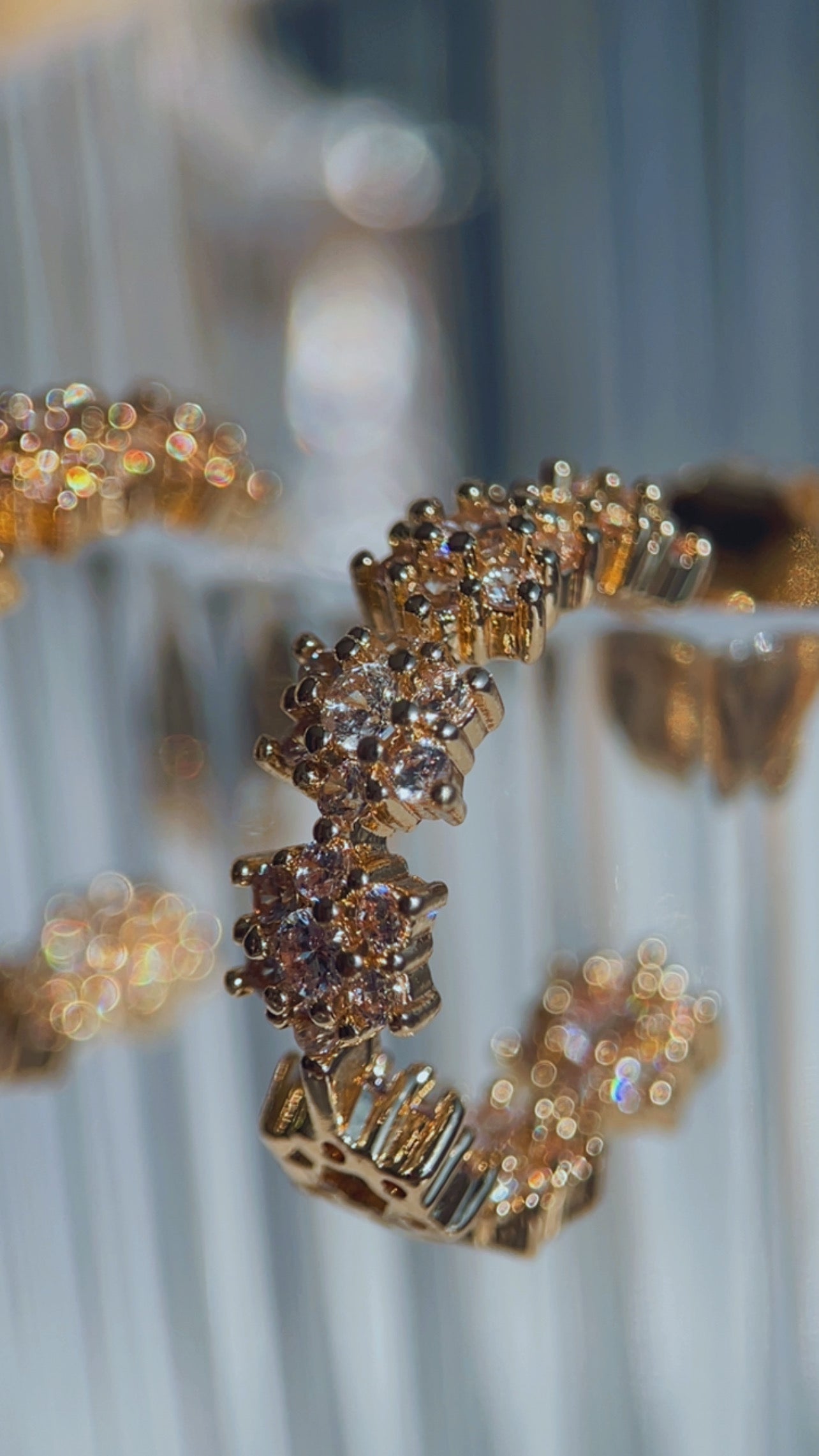 Brinco new flower cravejado