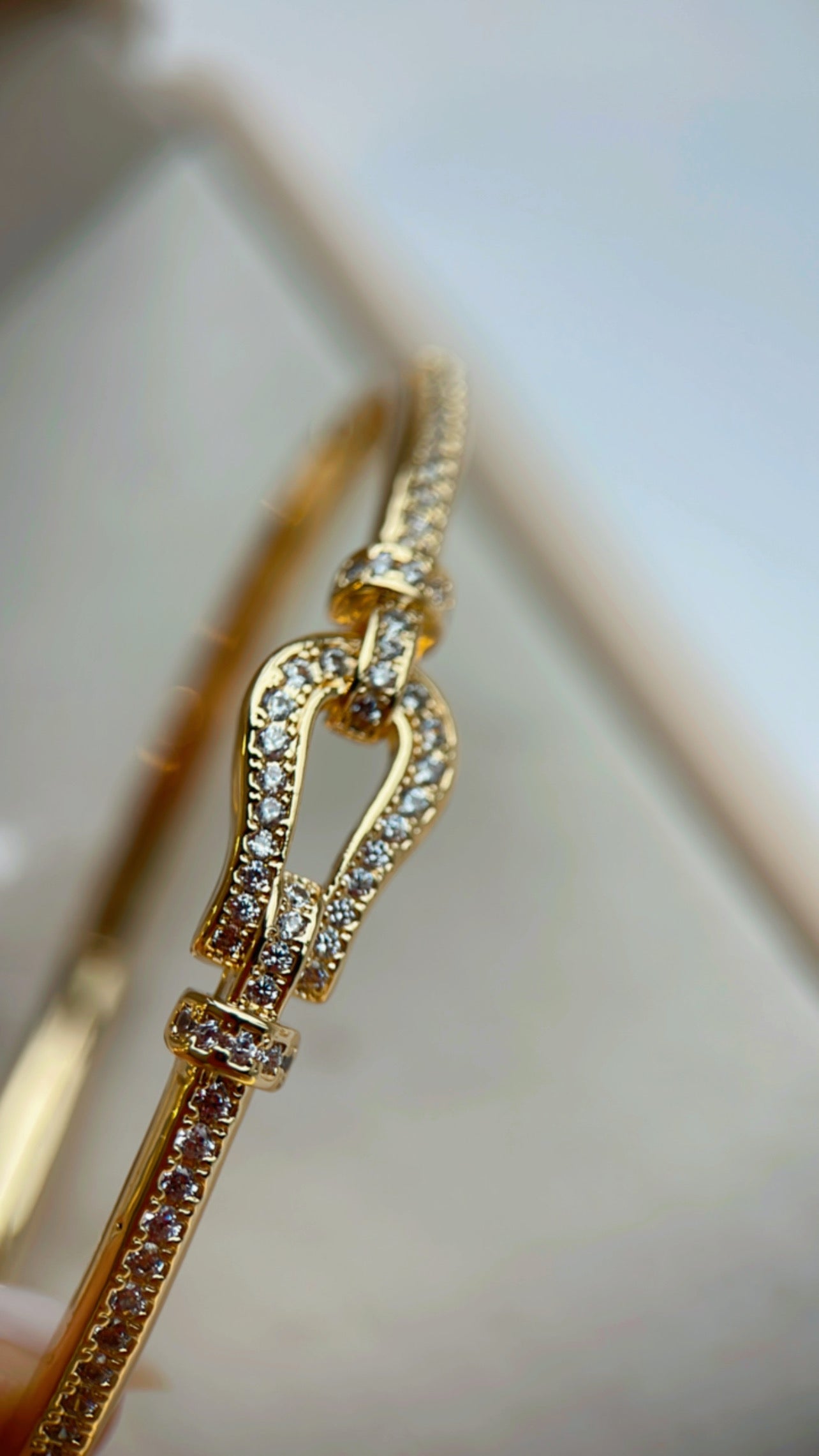 Pulseira bracelete entrelaço