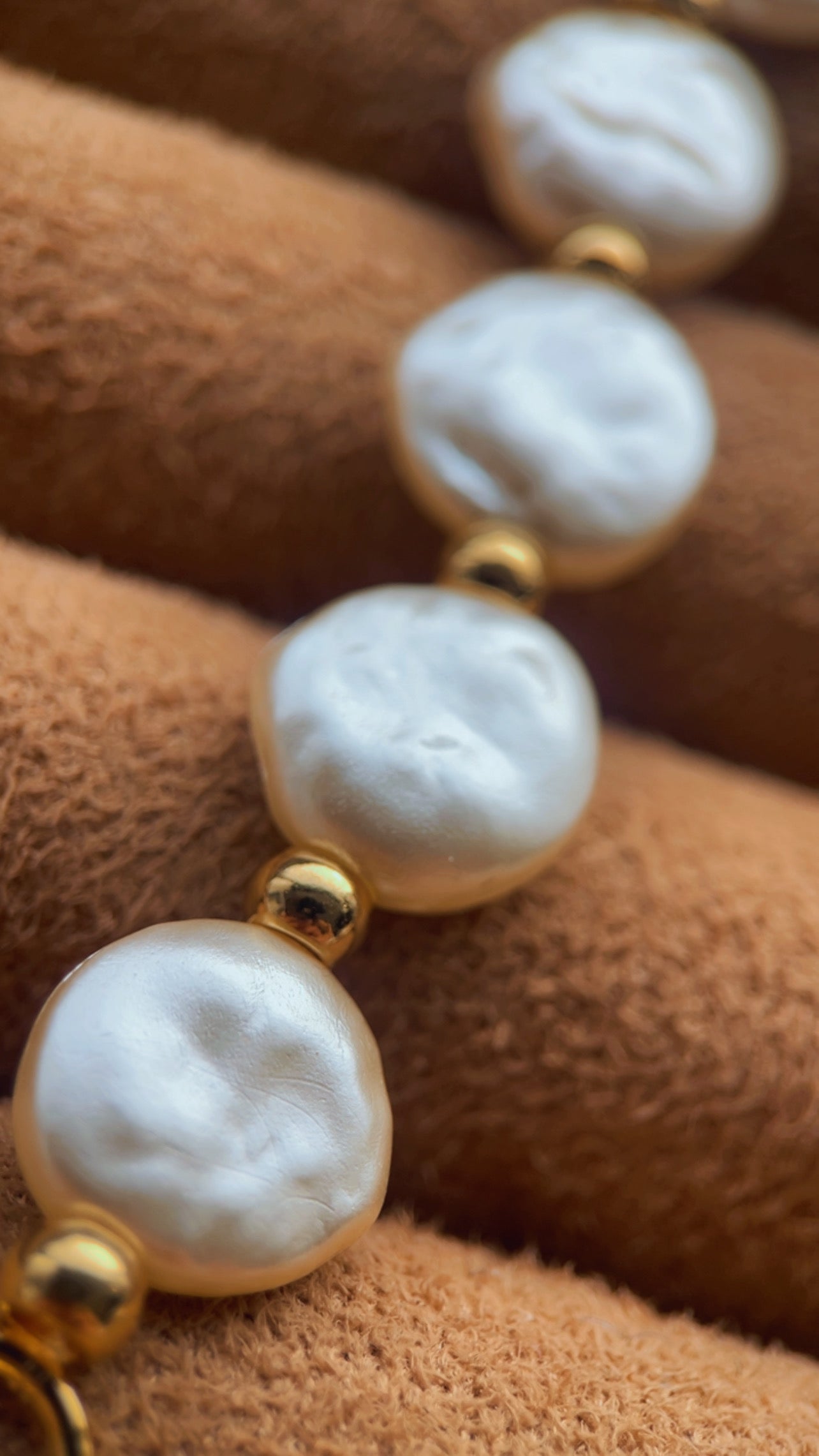 Pulseira pastilha pérola