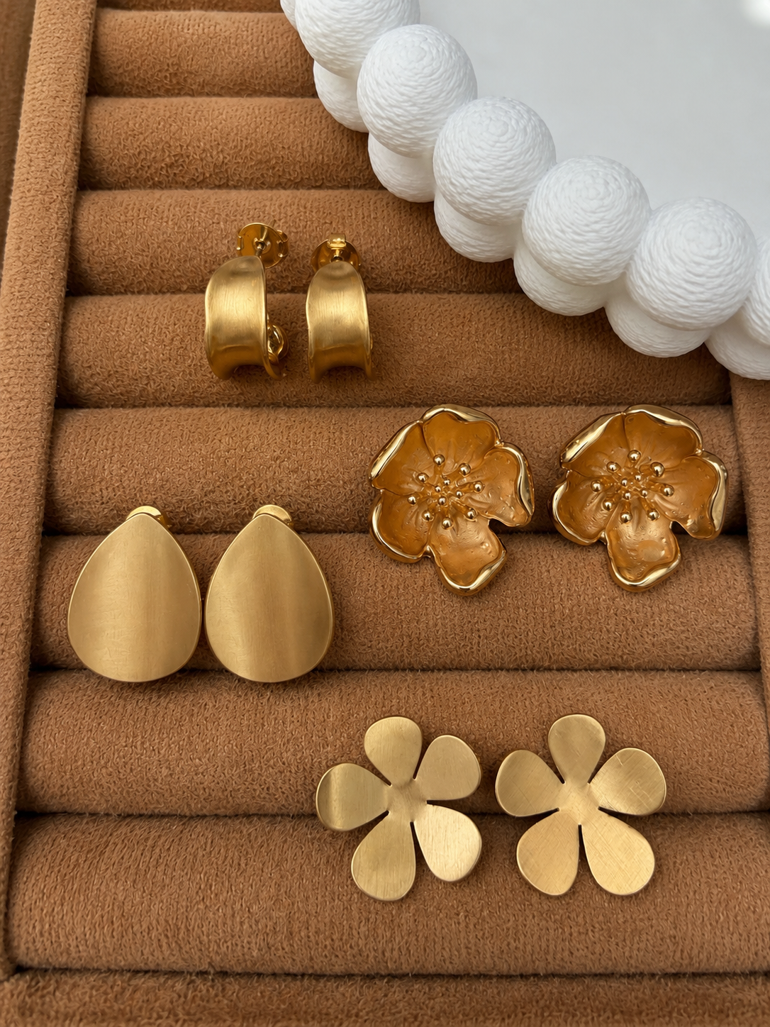 Brinco matte flor