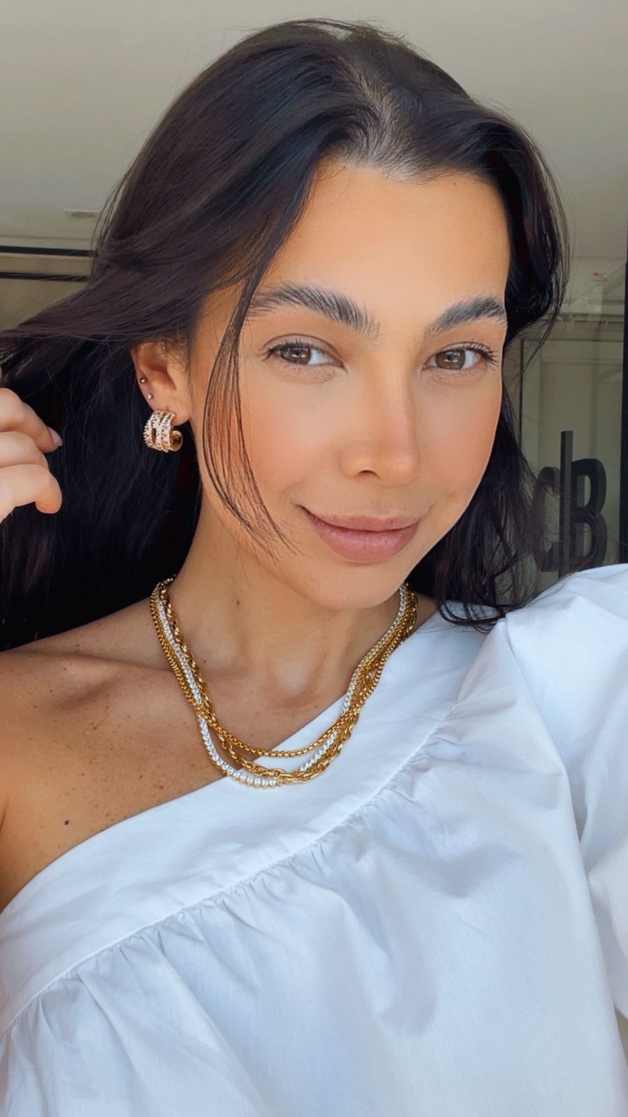 Brinco argola tripla cravejada