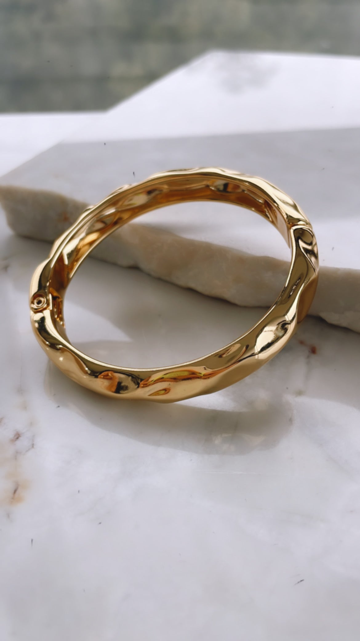 Pulseira bracelete orgânico dourado