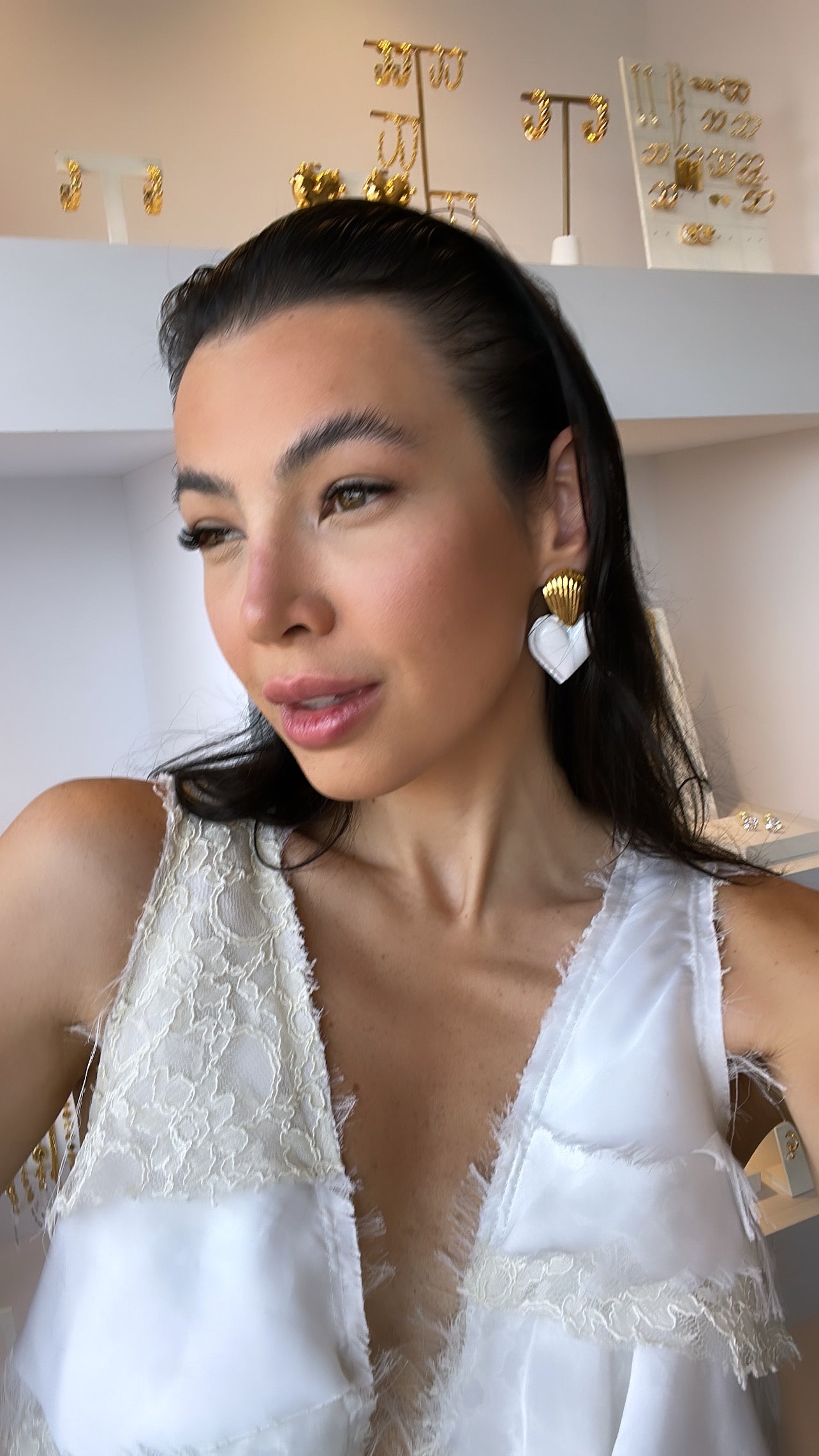 Brinco julieta branco