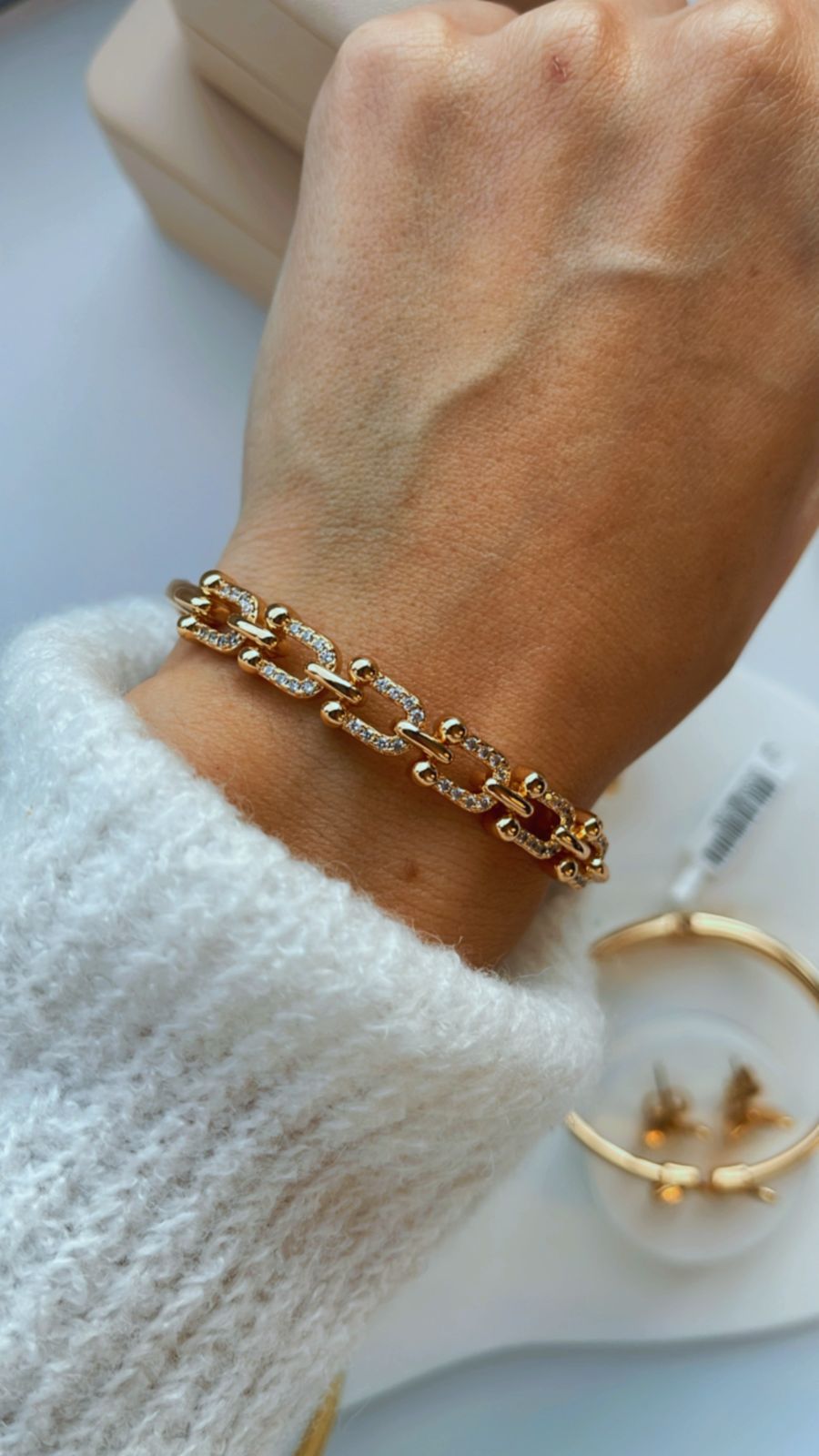 Pulseira bracelete Constanza cravejado