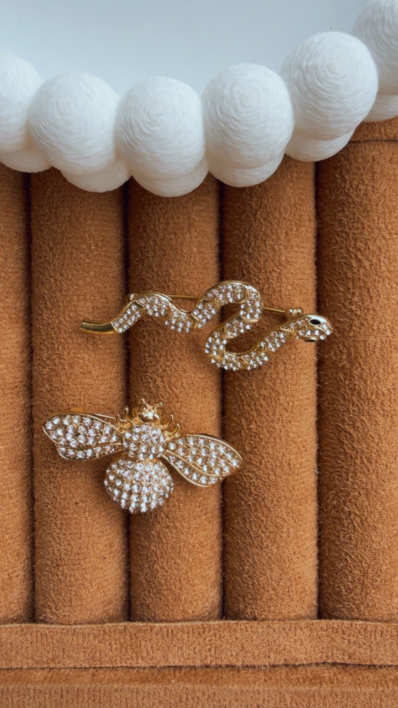 Broche animais