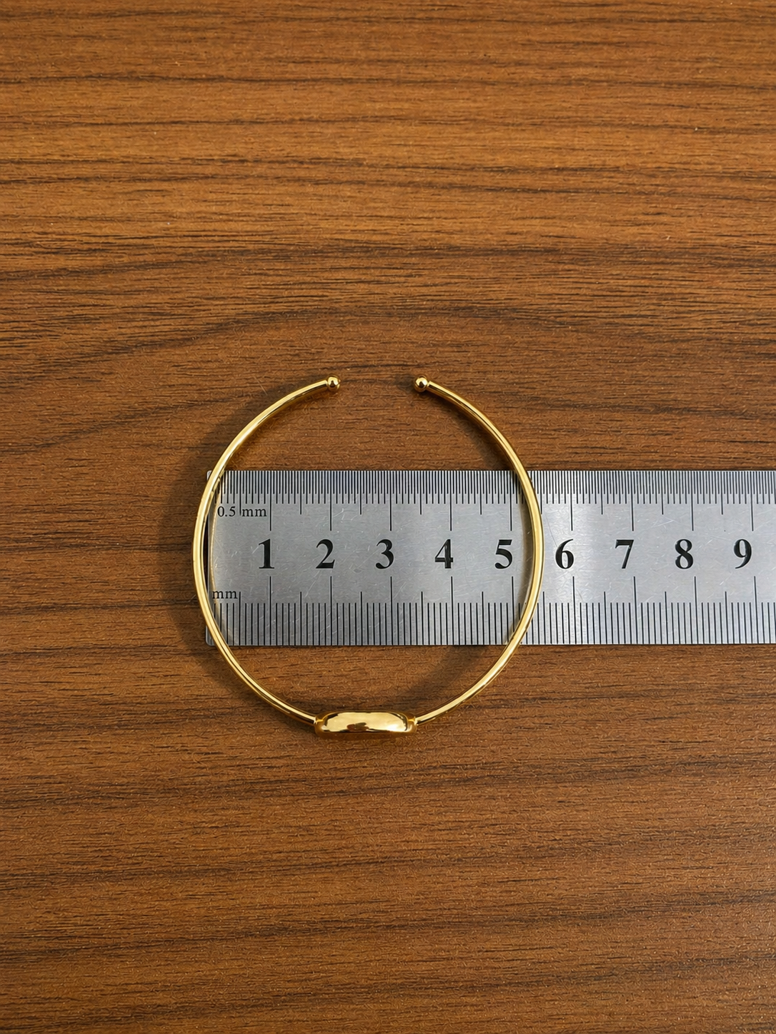 Bracelete ajustável circula fio (você consegue diminuir ou aumentar)