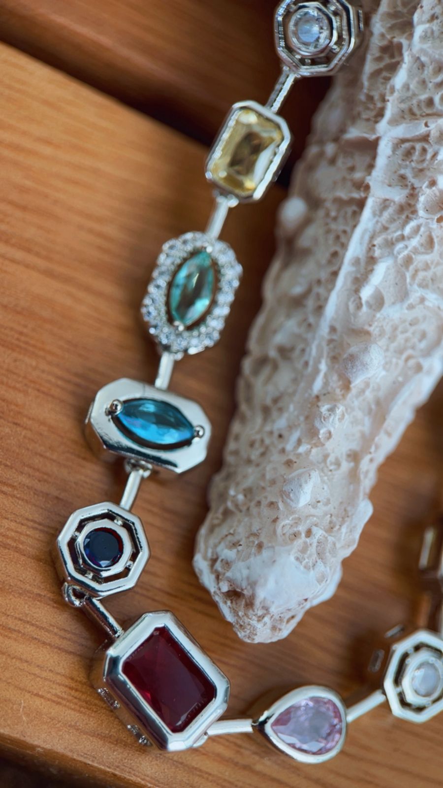 Pulseira pedras color níquel