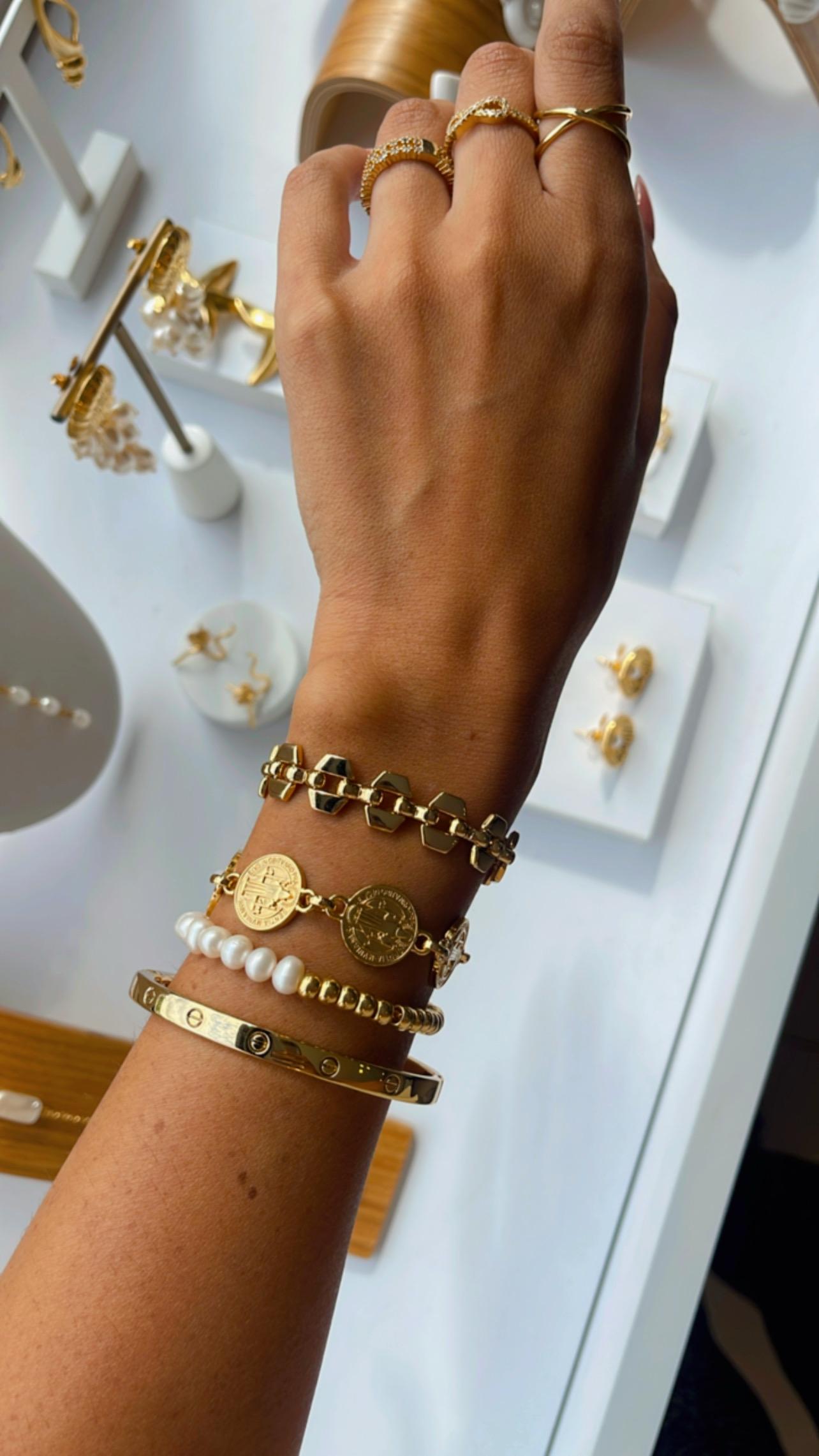 Pulseira bracelete love