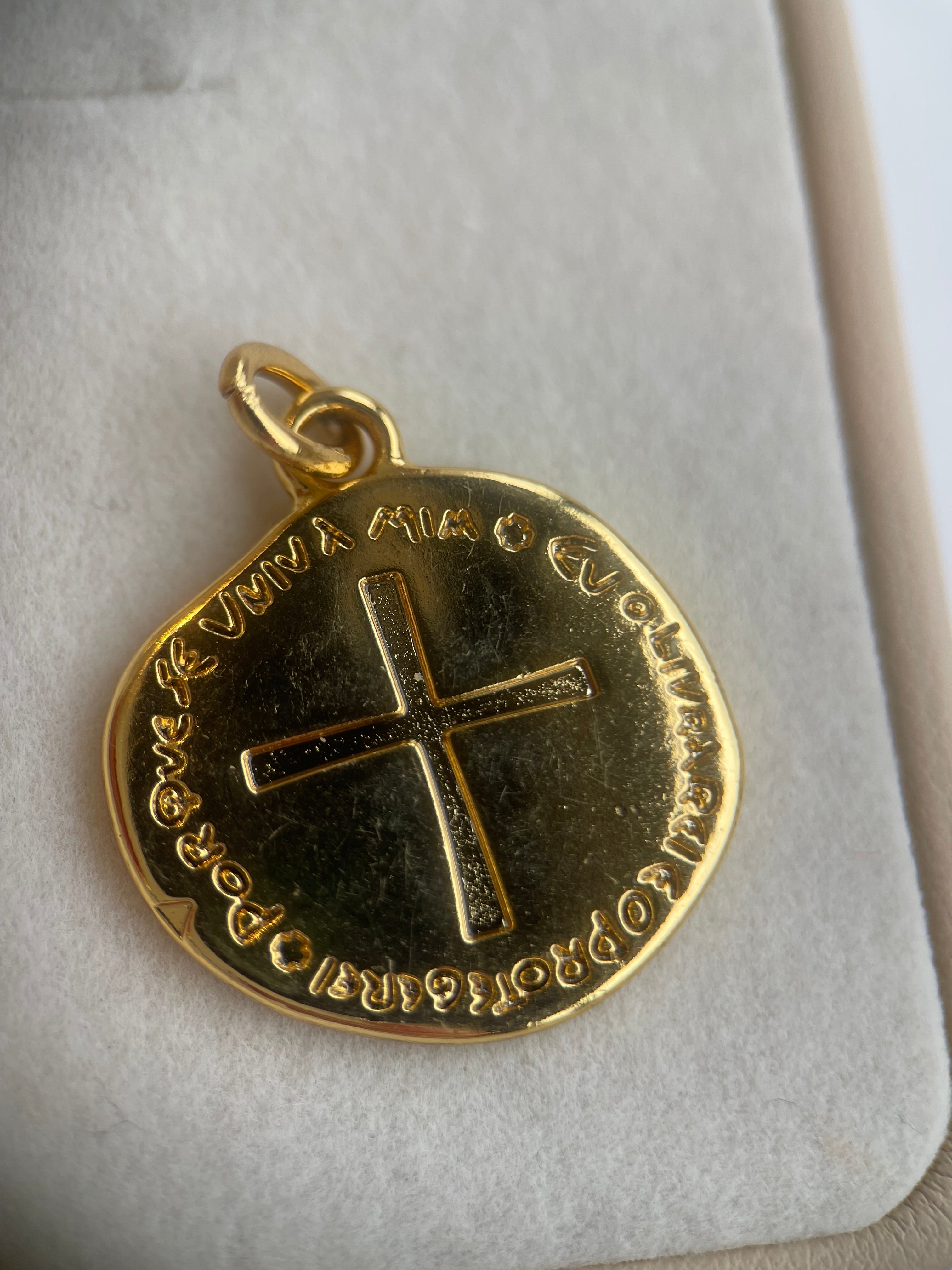 Pingentes religiosos variados