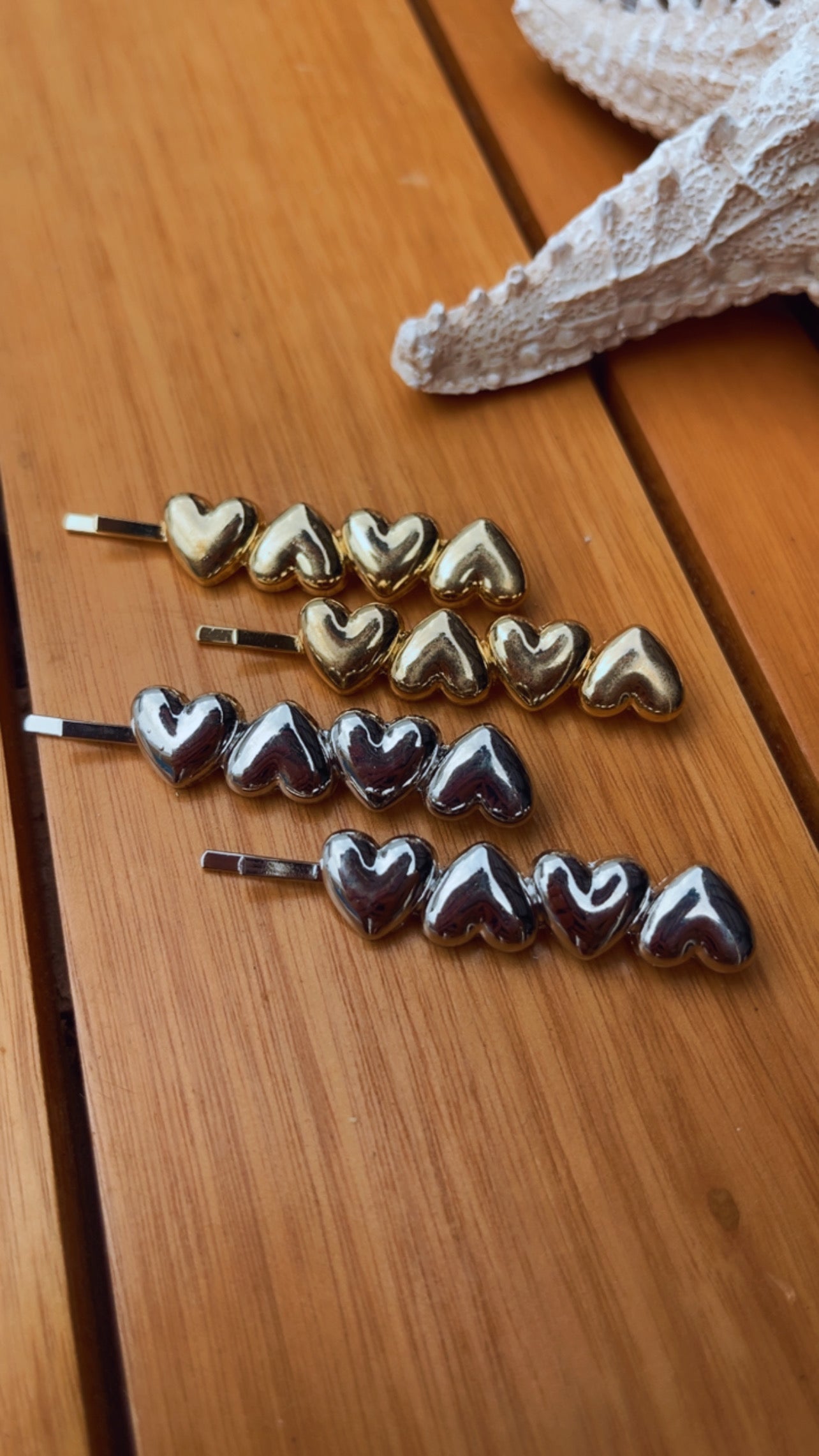 Grampo mini corações (par)