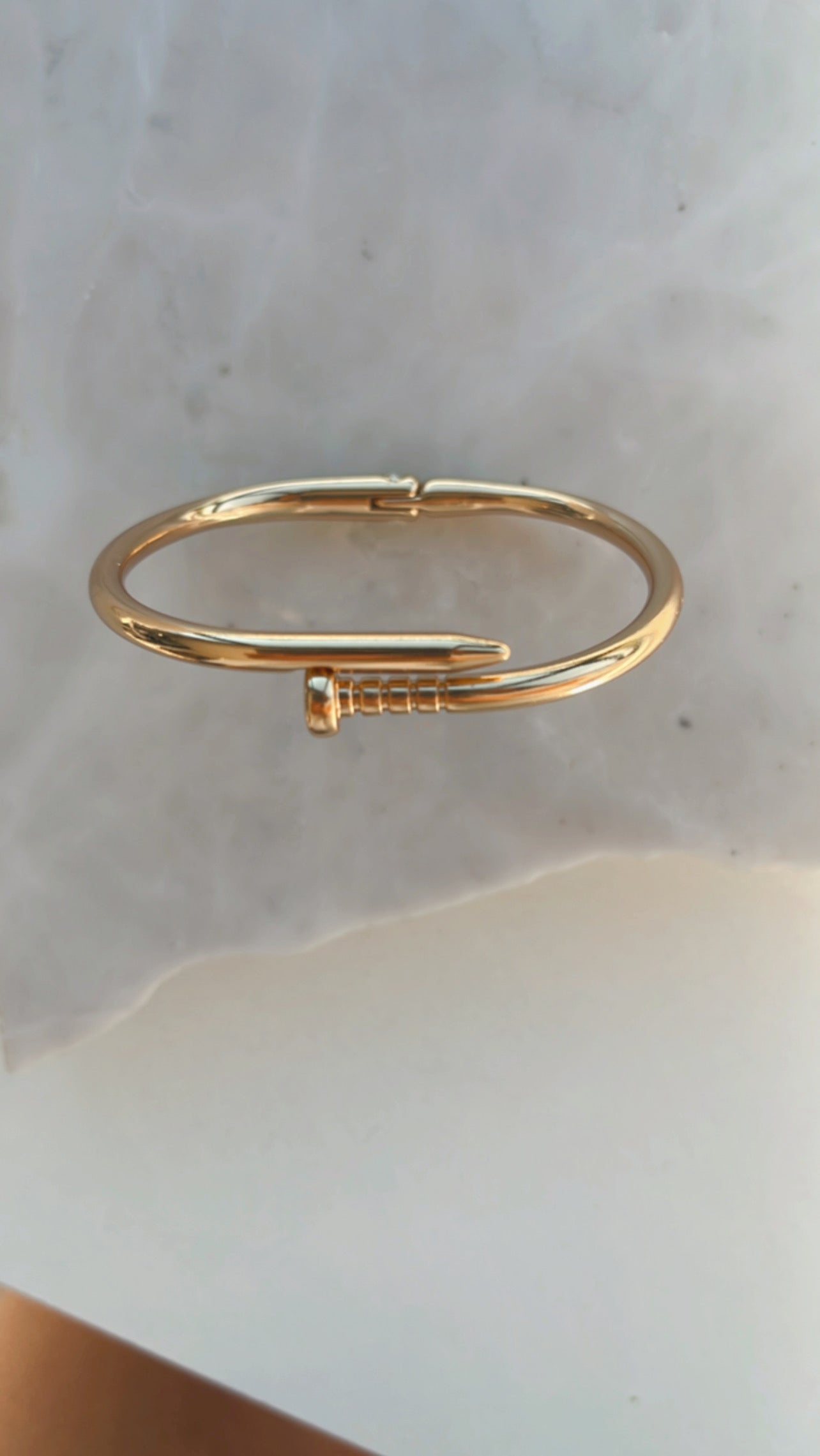 Pulseira bracelete prego